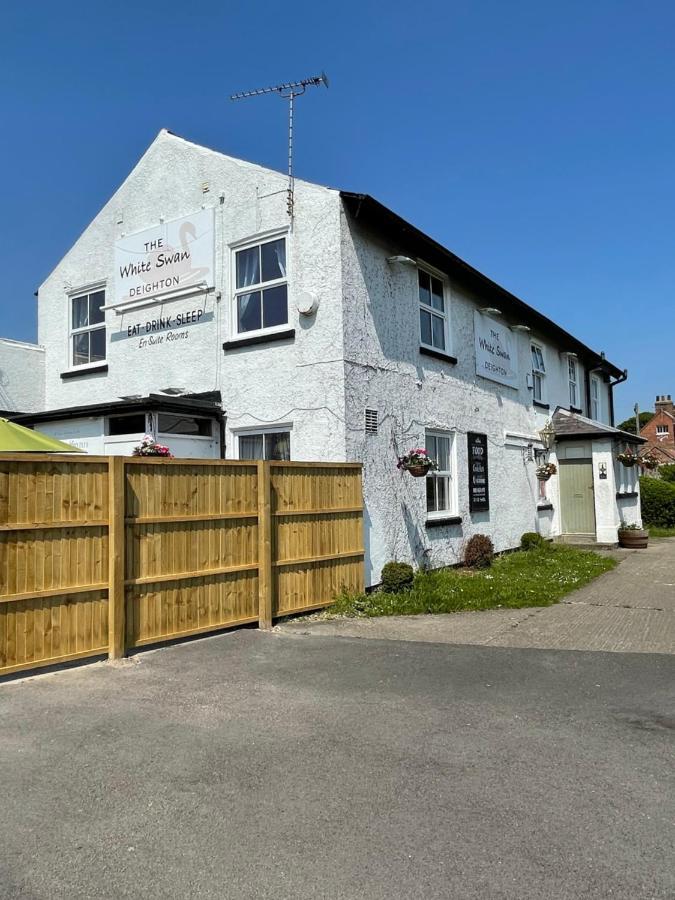 Hotel The White Swan Deighton York Exterior foto