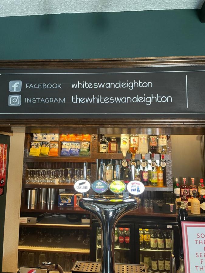 Hotel The White Swan Deighton York Exterior foto